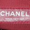 Bolso bandolera Chanel  Gabrielle  modelo mediano  en cuero acolchado negro - Detail D4 thumbnail
