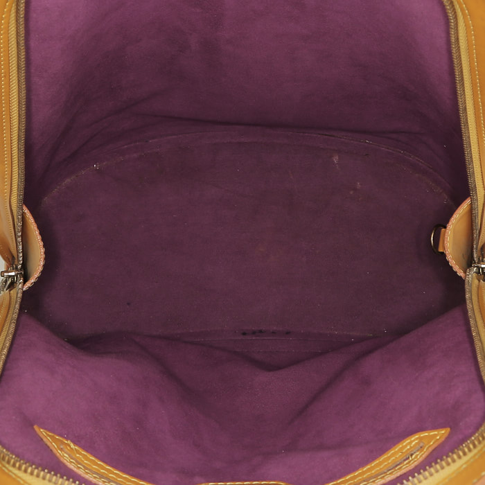 Mochila Louis Vuitton  Gobelins - Backpack en cuero Epi amarillo - Detail D2