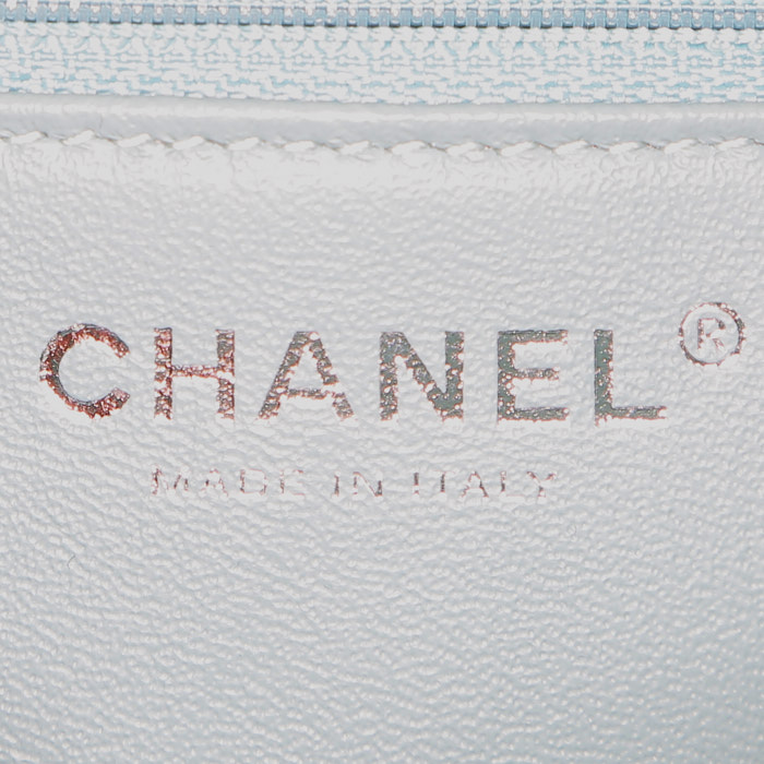 Borsa a tracolla Chanel  Trendy CC in pelle trapuntata celeste - Detail D4