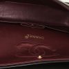 Bolso de mano Chanel  Timeless Classic en cuero acolchado marrón - Detail D3 thumbnail