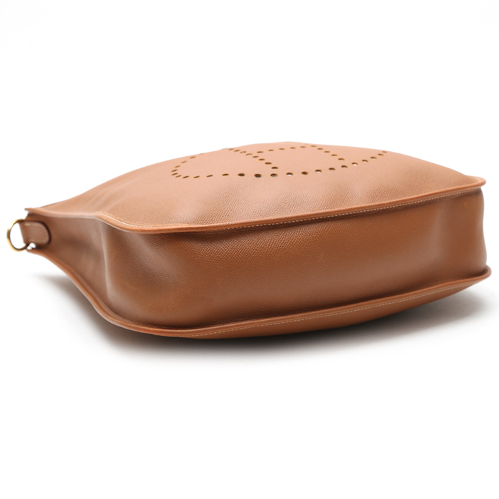 Sac bandoulière Hermès  Evelyne en cuir Courchevel gold - Detail D4