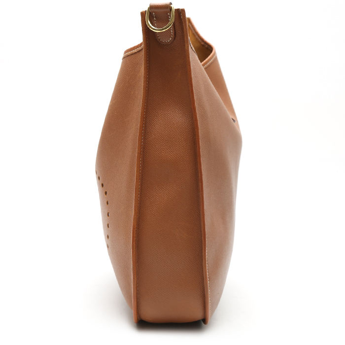 Hermès Evelyne shoulder bag in gold Courchevel leather - Detail D6