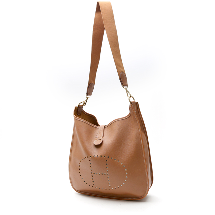 Hermès Evelyne shoulder bag in gold Courchevel leather - Detail D8