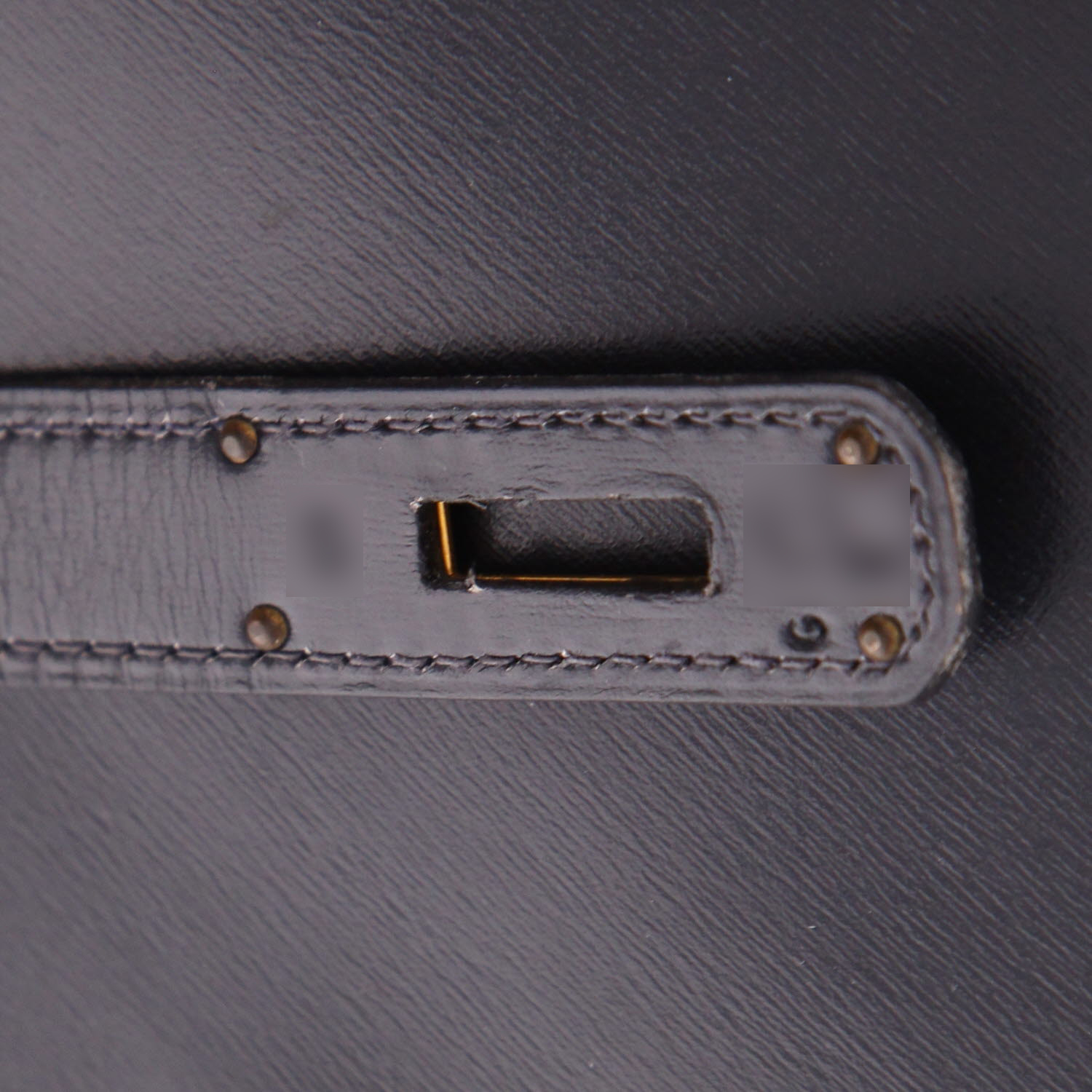 Hermès  Kelly 28 cm handbag  in dark blue box leather - Detail D4