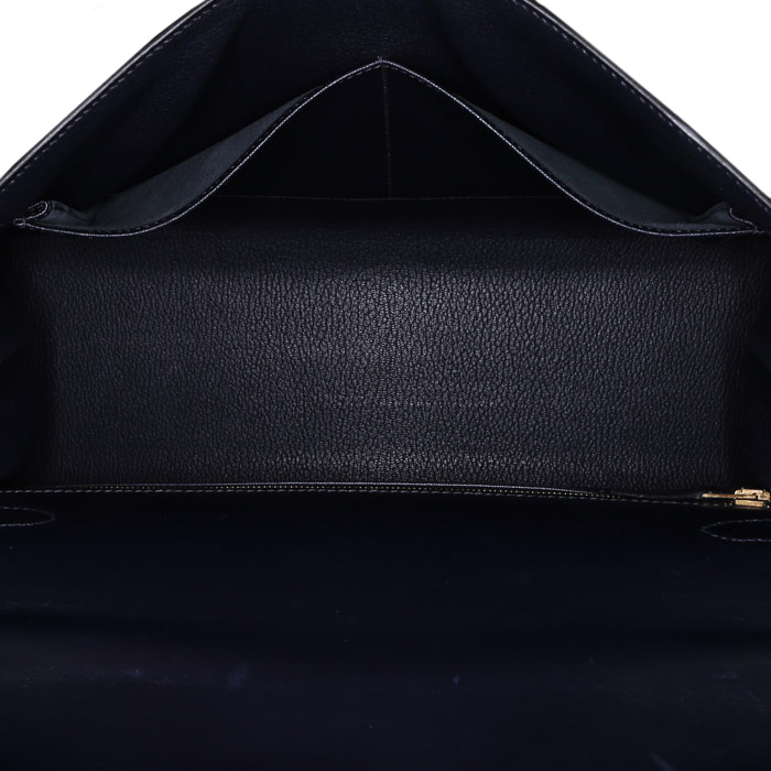 Bolso de mano Hermès  Kelly 32 cm en cuero box azul indigo - Detail D3