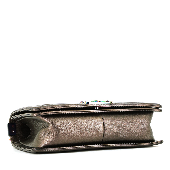 Sac bandoulière Chanel  Boy en cuir matelassé mordoré - Detail D5