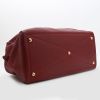 Bolsa de viaje Hermès  Victoria en cuero togo rojo H - Detail D4 thumbnail