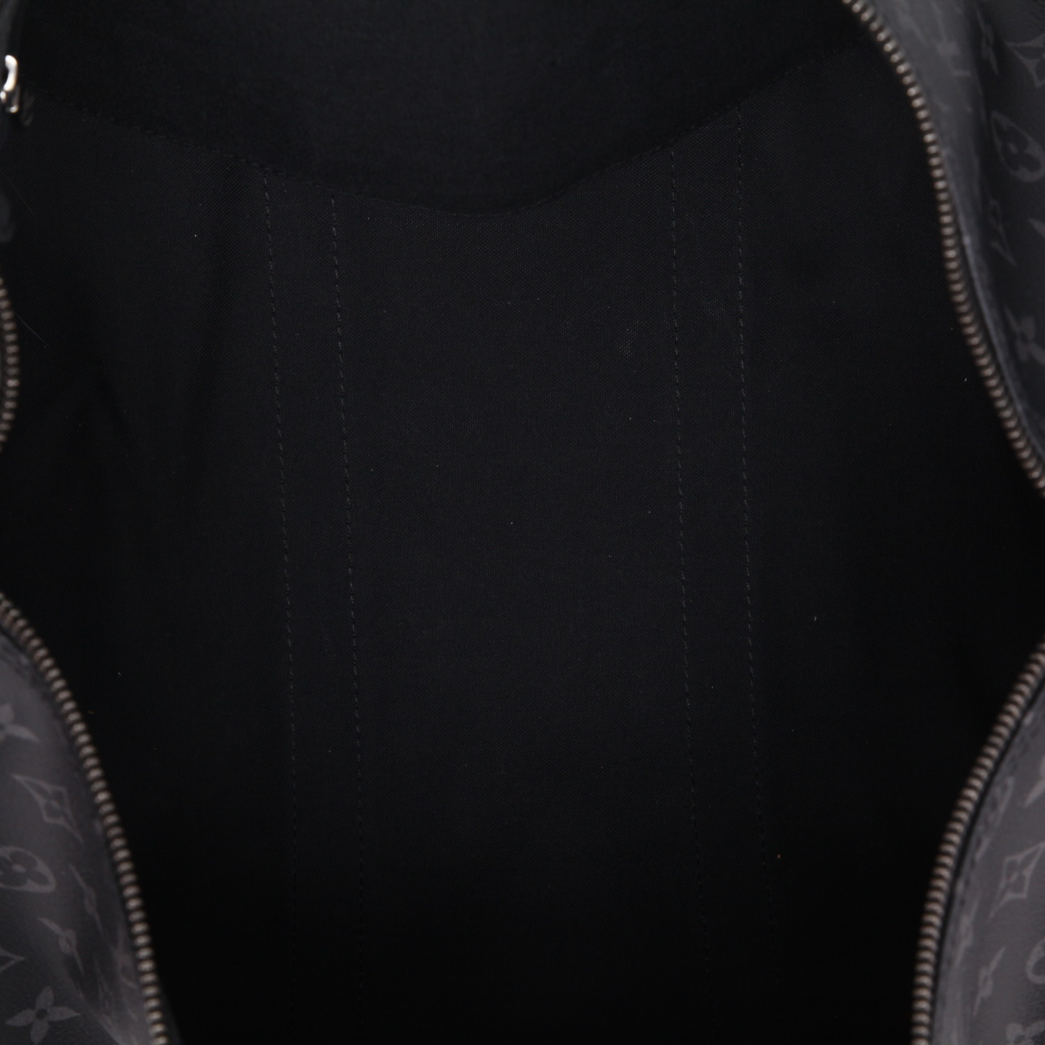 Borsa da viaggio Louis Vuitton  Keepall 45 in tela monogram grigio Graphite e pelle nera - Detail D8