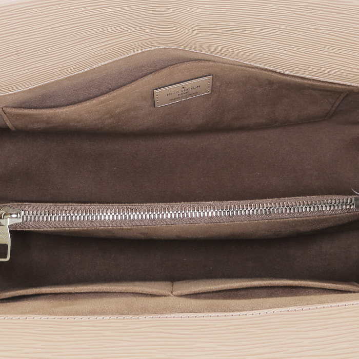 Louis Vuitton  Marly handbag  in beige epi leather  and beige - Detail D3