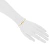 Tiffany & Co Wire thin bracelet in yellow gold - Detail D1 thumbnail