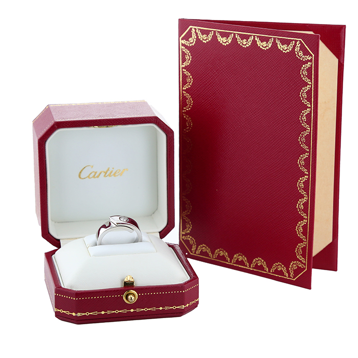Bague Cartier Love Anniversary en or blanc et diamant - Detail D2