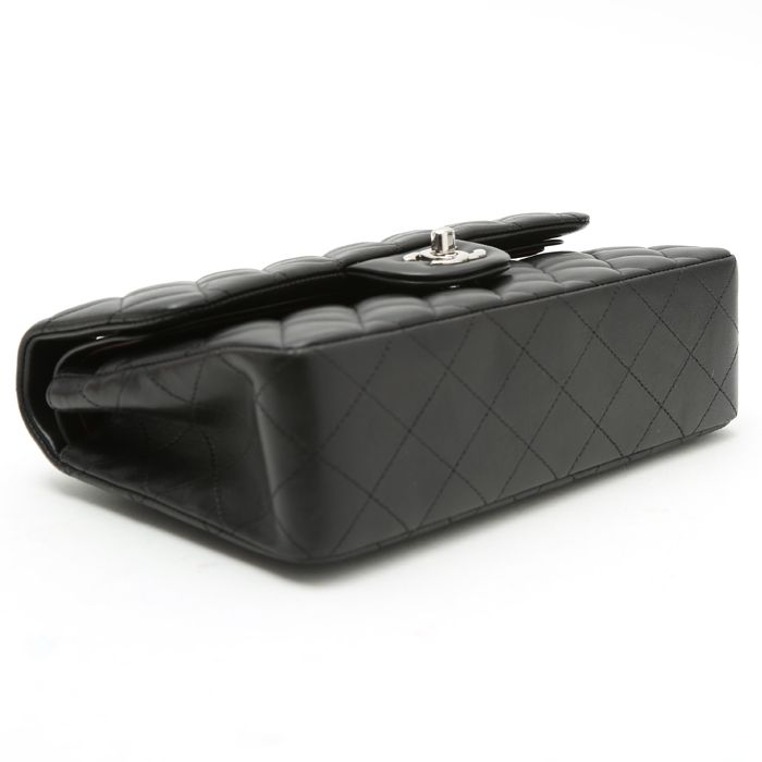 Borsa a tracolla Chanel  Timeless Petit in pelle trapuntata nera - Detail D5