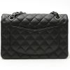 Chanel  Timeless Petit shoulder bag  in black quilted leather - Detail D8 thumbnail