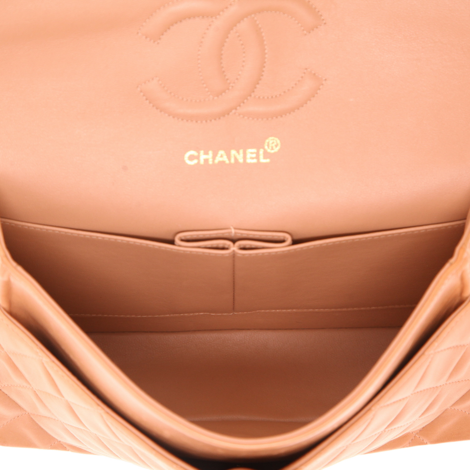 Chanel  Timeless Classic handbag  in pink quilted leather - Detail D3