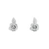 Paire de boucles d'oreilles Dior Rose Dior Bagatelle moyen modèle en or blanc et diamants - 00pp thumbnail