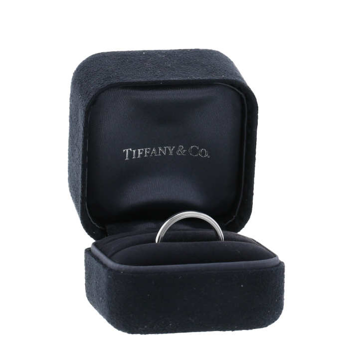 Tiffany & Co  wedding ring in platinium - Detail D2