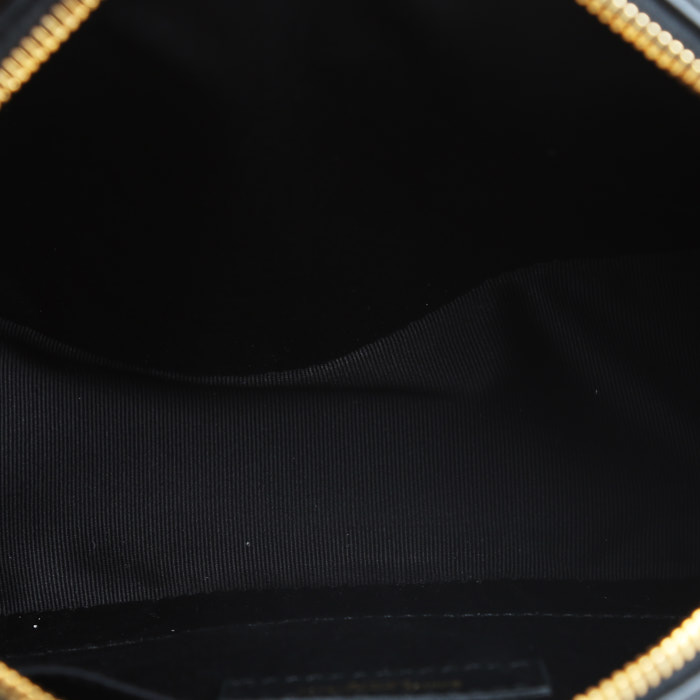 Saint Laurent Lou Sac Caméra shoulder bag in black quilted leather - Detail D3
