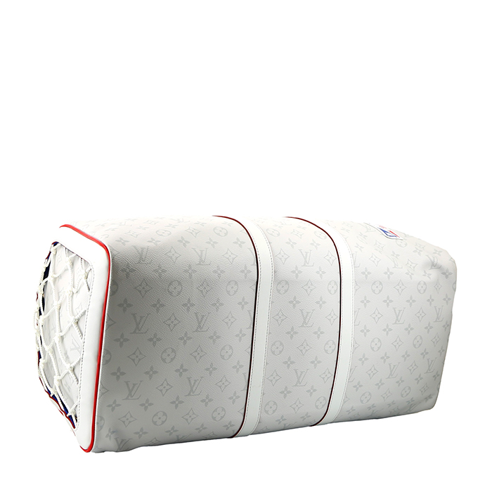 Sac de week end Louis Vuitton  Keepall Editions Limitées x NBA en cuir monogram blanc Antarctica et bleu - Detail D5