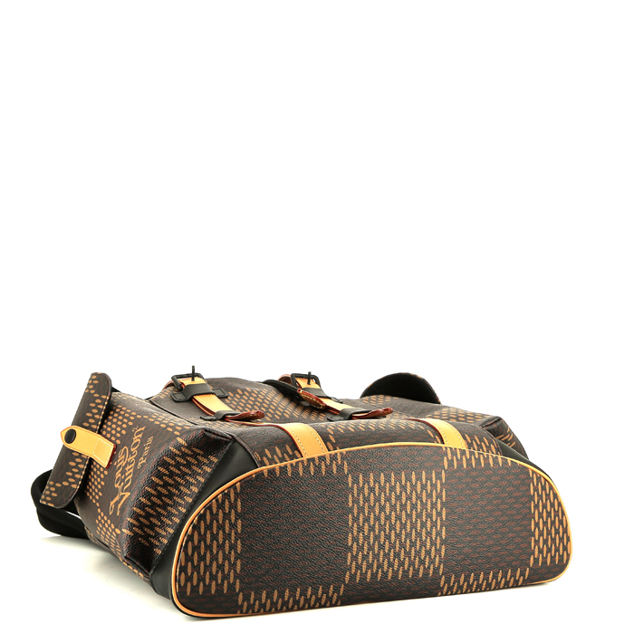 Louis Vuitton  Christopher backpack  in brown coated canvas - Detail D4