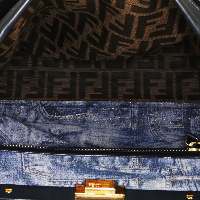 Bolso de mano Fendi  Peekaboo en cuero azul marino - Detail D3