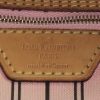 Sac cabas Louis Vuitton  Neverfull moyen modèle Palm Dots  en toile monogram marron et cuir naturel - Detail D3 thumbnail