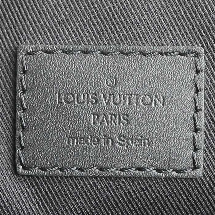 Sac à dos Louis Vuitton  Campus en cuir damier empreinte noir - Detail D4
