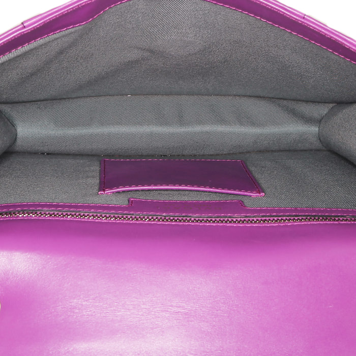 Bulgari  Forever shoulder bag  in purple leather - Detail D2