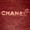Bolso para llevar al hombro Chanel  Vintage Shopping en cuero acolchado negro - Detail D3 thumbnail