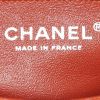 Bolso de mano Chanel  Mini Timeless en terciopelo naranja - Detail D3 thumbnail