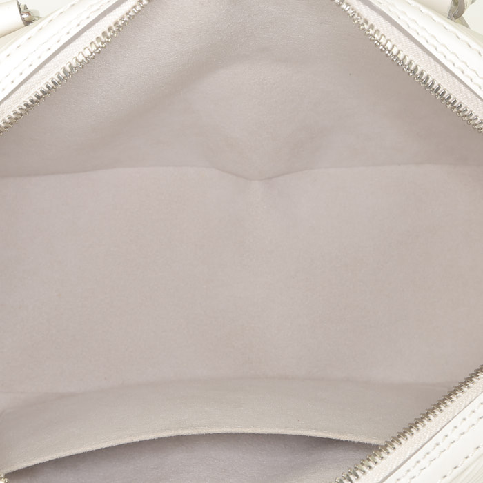 Sac à main Louis Vuitton   en cuir épi blanc - Detail D2