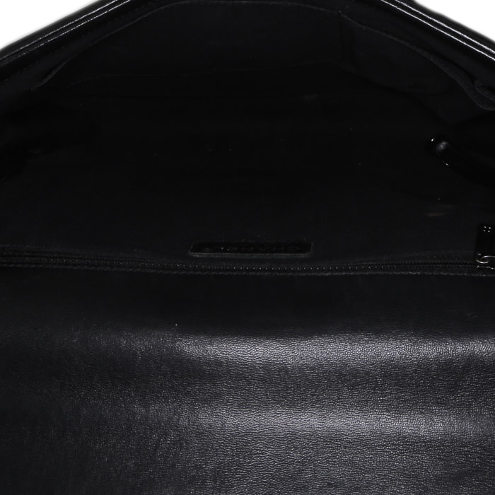 Sac bandoulière Chanel  Boy en cuir matelassé noir - Detail D3
