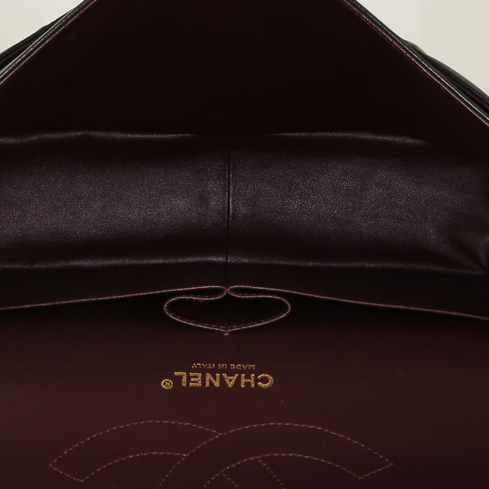 Bolso bandolera Chanel  Timeless Jumbo en cuero acolchado negro - Detail D3