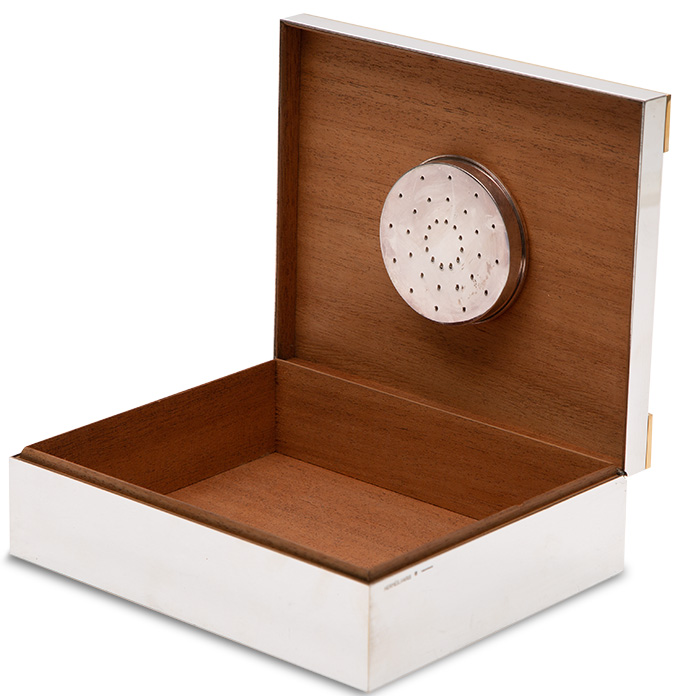 Hermès, coffret à cigares, en métal argenté et doré, signé, des années 1980 - Detail D3