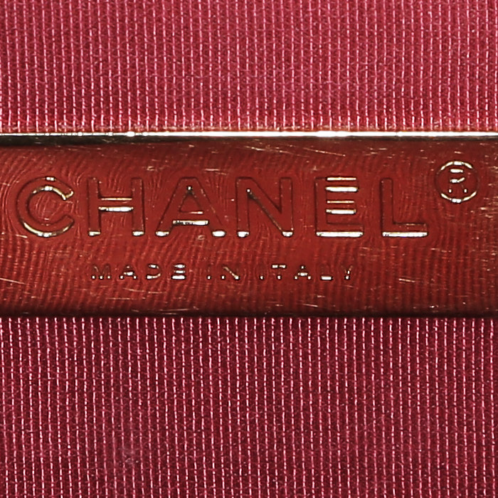 Chanel  19 shoulder bag  in black quilted leather - Detail D4