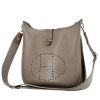 Hermès  Evelyne shoulder bag  in tourterelle grey togo leather - 00pp thumbnail
