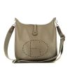 Hermès  Evelyne shoulder bag  in tourterelle grey togo leather - 360 thumbnail