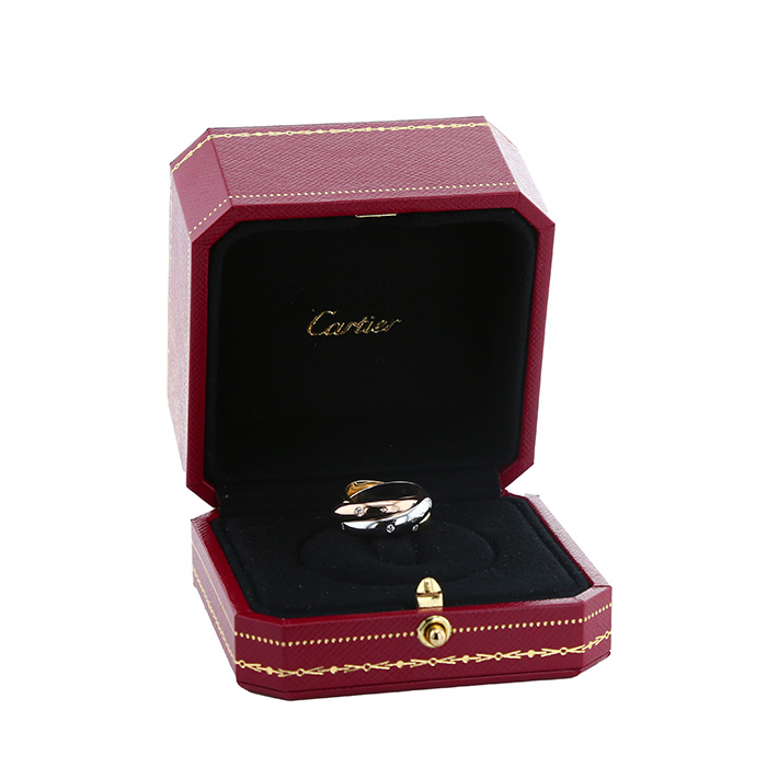 Cartier Trinity medium model ring in 3 golds and diamonds - Detail D2