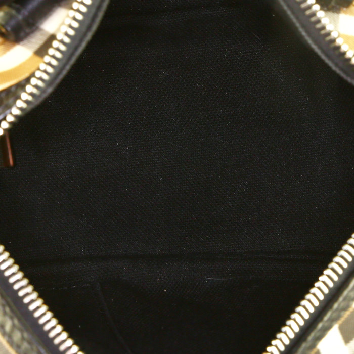 Sac à main Burberry   en toile imprimée beige et cuir noir - Detail D2