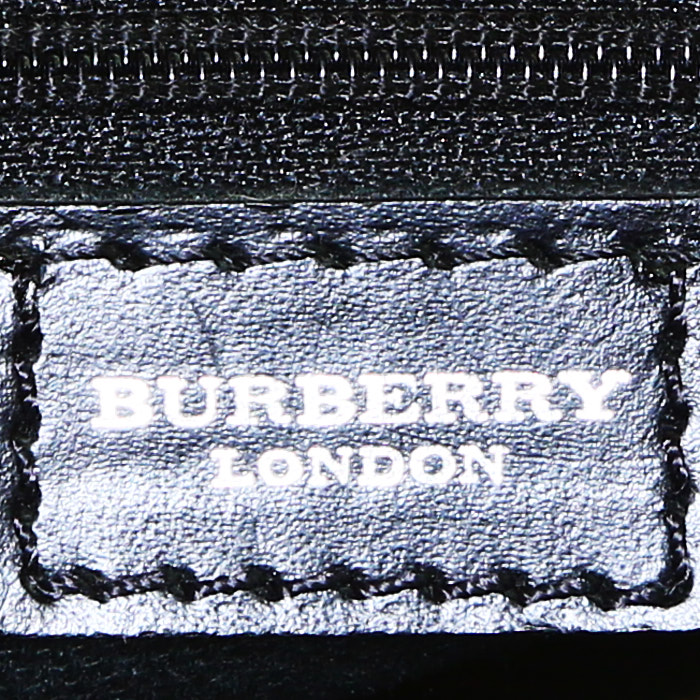 Sac à main Burberry   en toile imprimée beige et cuir noir - Detail D3