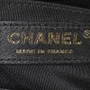Bolso bandolera Chanel  Boy en cuero acolchado azul marino - Detail D4 thumbnail