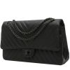 Chanel  Chanel 2.55 shoulder bag  in black chevron quilted leather - 00pp thumbnail