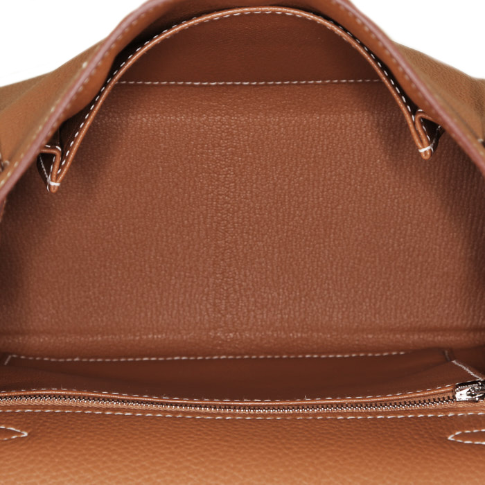 Bolso de mano Hermès  Kelly 25 cm en cuero togo color oro - Detail D3