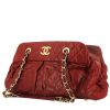 Chanel  Mademoiselle handbag  in red quilted leather - 00pp thumbnail