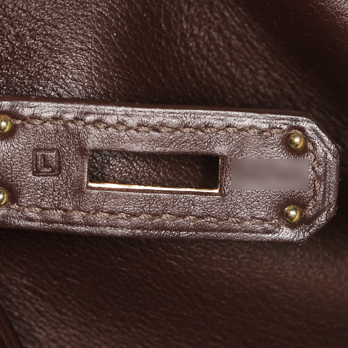 Bolso de mano Hermès  Birkin 30 cm en swift marrón - Detail D4