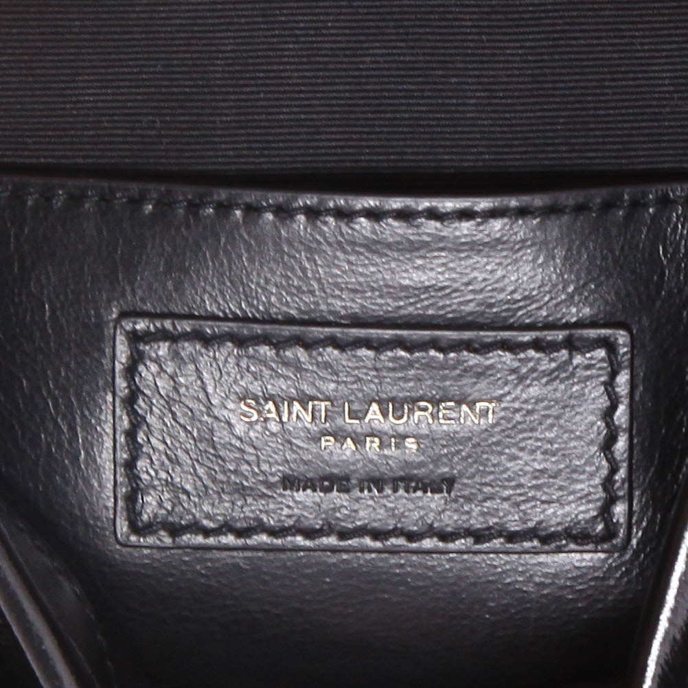 Borsa a tracolla Saint Laurent  Niki Baby in pelle nera - Detail D9