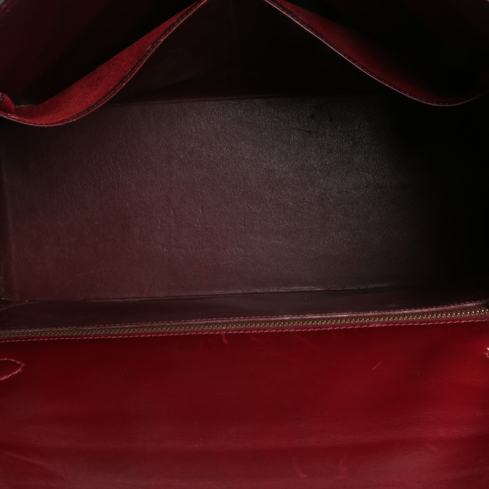 Bolso de mano Hermès  Kelly 32 cm en cuero box color burdeos - Detail D3