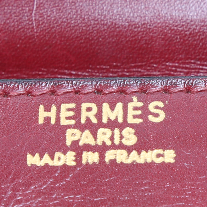 Bolso de mano Hermès  Kelly 32 cm en cuero box color burdeos - Detail D4