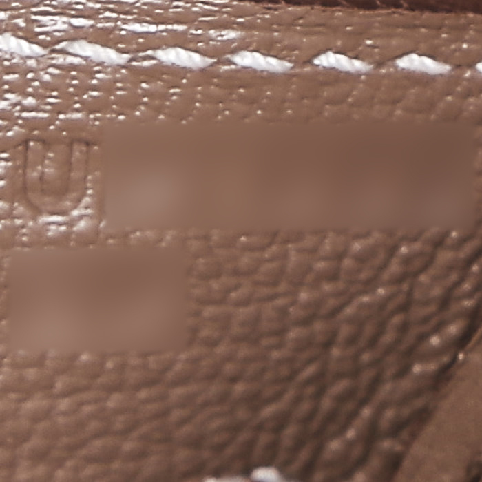 Bolso de mano Hermès  Birkin 30 cm en cuero epsom marrón etoupe - Detail D4