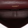 Sac bandoulière Chanel  Timeless Jumbo en cuir grainé matelassé noir - Detail D8 thumbnail