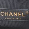 Chanel   shoulder bag  in beige leather - Detail D3 thumbnail